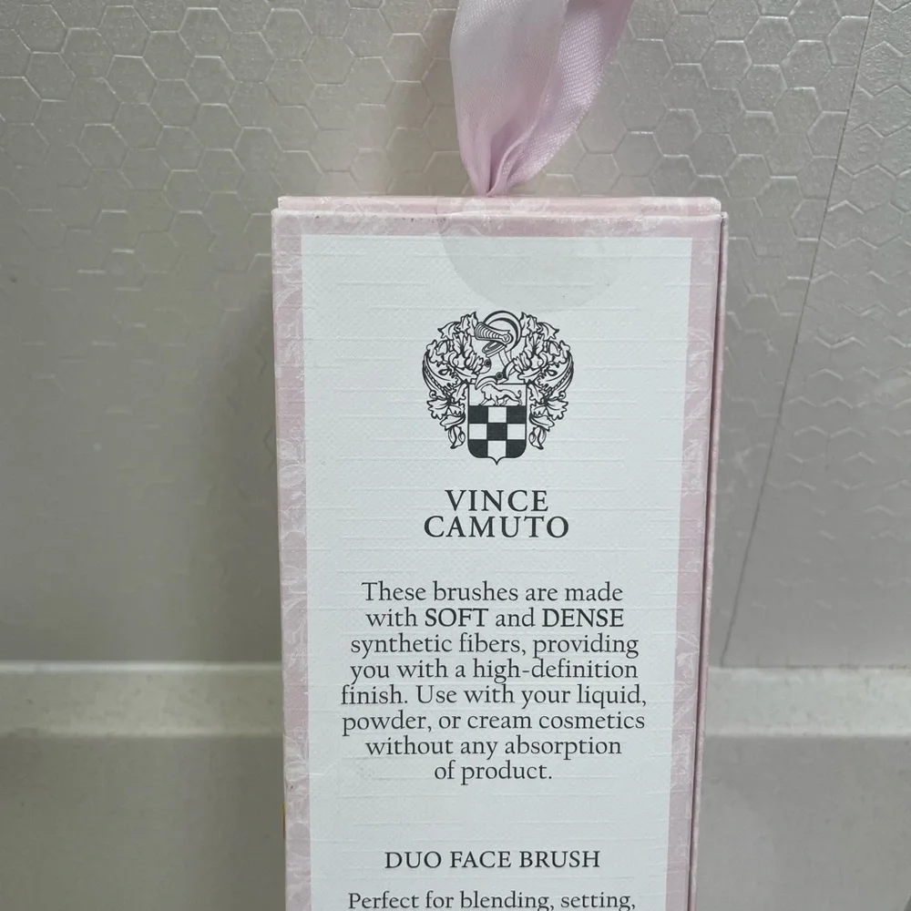 Vince Camuto Luxury Beauty Collection Duo Face Brush, Rose‎ Gold Handle, NIB